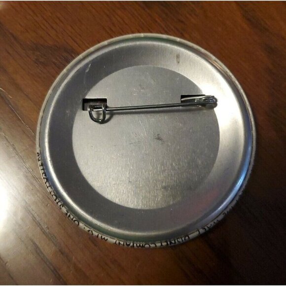 Retro Baggy Clothes Mickey Mouse Made in the USA Walt Disney Company Pin Button - Picture 3 of 6